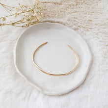 Load image into Gallery viewer, Zoe Dainty Forged Cuff