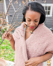 Load image into Gallery viewer, Aster Necklace