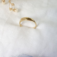 Load image into Gallery viewer, Hattie Ring