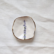 Load image into Gallery viewer, Lavender Dish
